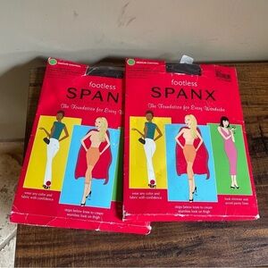 Spanx Tights Black Footless Capris Size E Bodyshaper Sara Blakely Pantyhose
